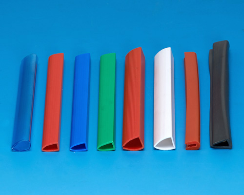 Paper clip, material: PVC, ABS, HIPS, PC, PP, PE, acrylic